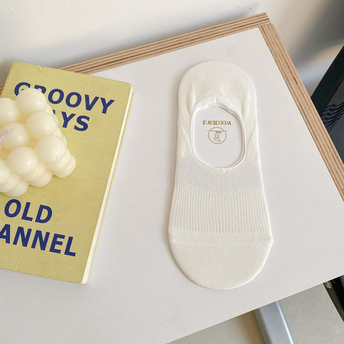 Wholesale Basic vertical silicone anti slip invisible socks, versatile and comfortable, thin socks