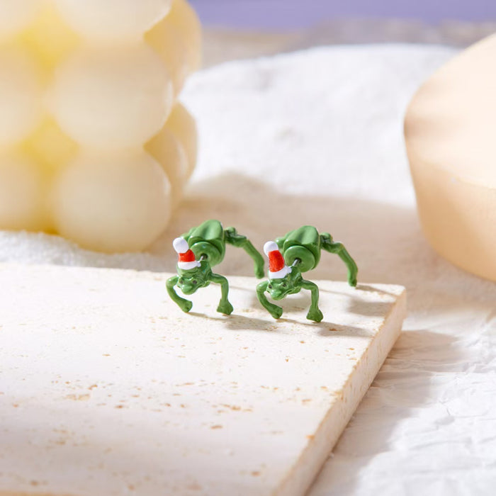 Wholesale Christmas innovative earrings retro punk funny animal personality interspersed with Christmas hat small frog earrings