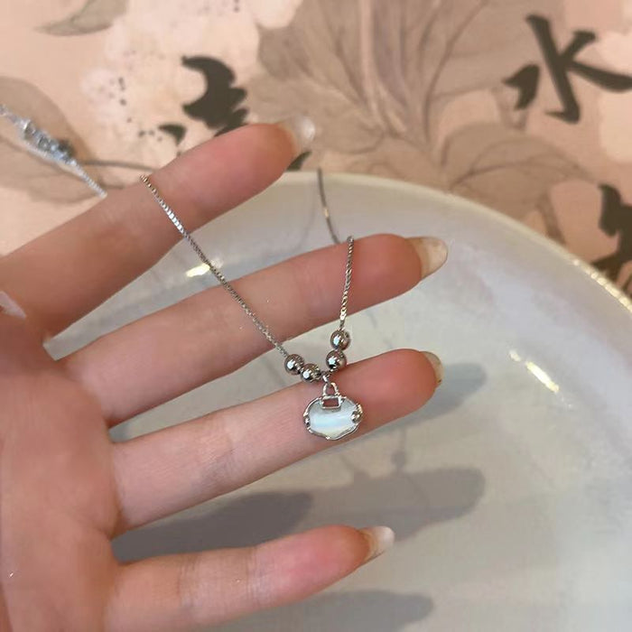 Wholesale Titanium steel non fading pendant, niche, light luxury, high-end feeling, collarbone chain