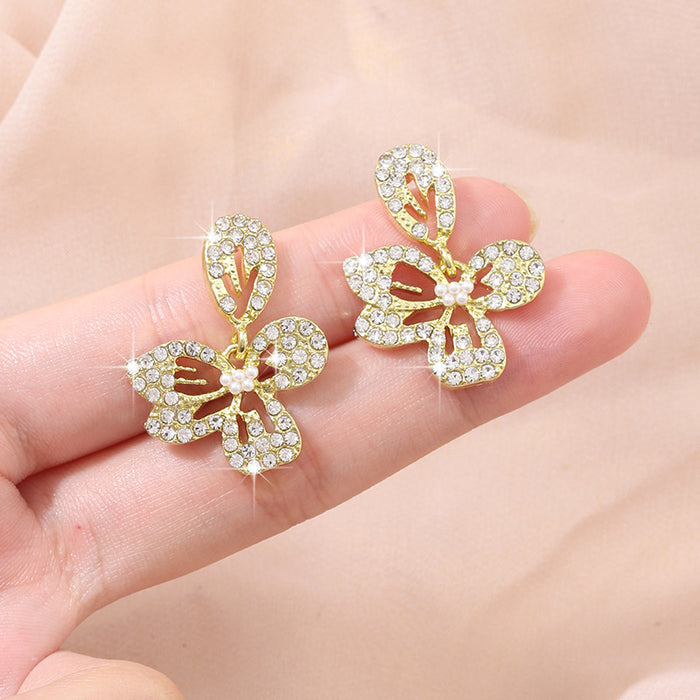 Wholesale Silver needle temperament flower earrings, niche and exquisite earrings