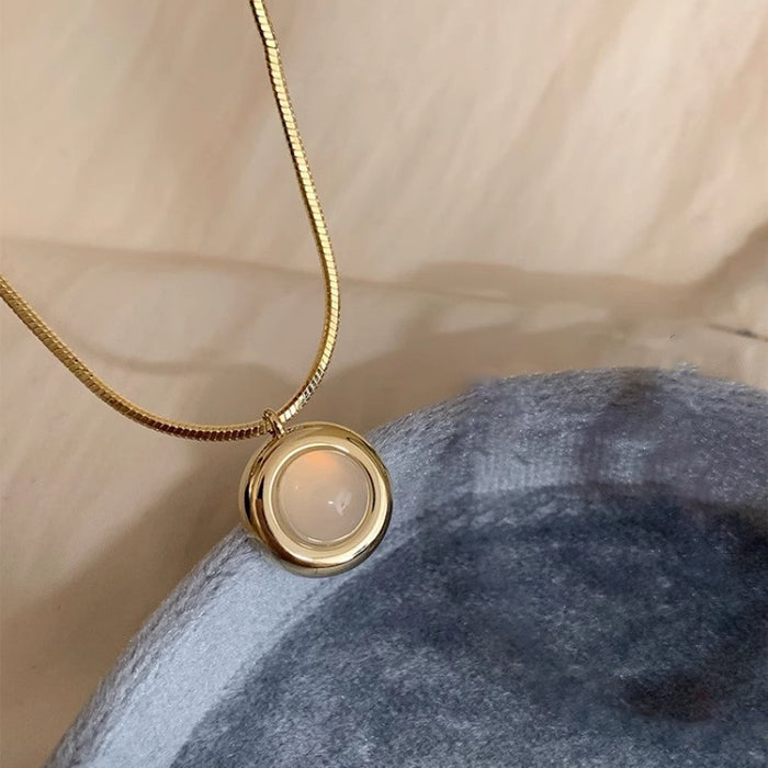 Wholesale  S925 Sterling Silver Butterfly Necklace Gift Female Niche Personalized Pendant