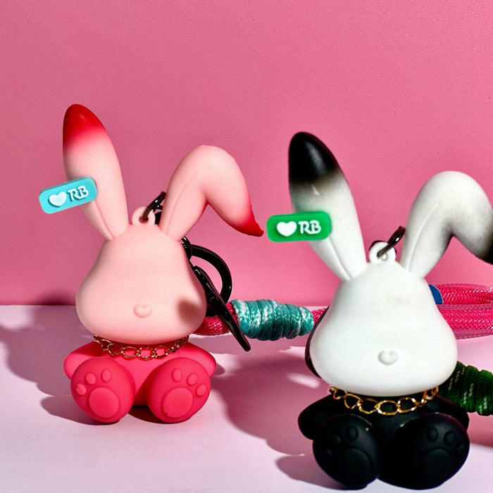 Wholesale Creative rabbit cartoon car keychain, backpack decoration, couple keychain