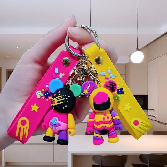 Wholesale Creative keychain cartoon figurine car keychain bag decoration