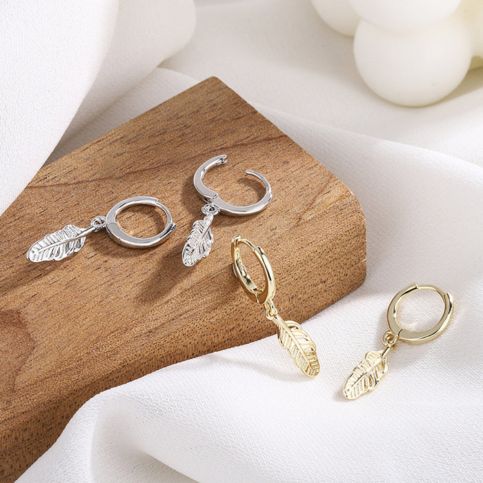 Wholesale Fashionable and minimalist feather ear buckle texture, trendy design, cool style, personalized and exquisite earrings