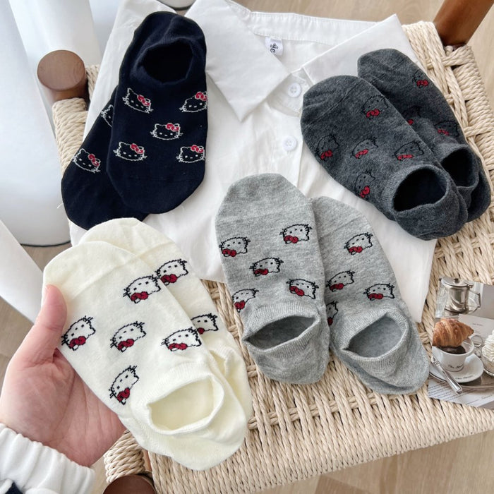 Wholesale Printed outer socks made of cotton, versatile and thin, short tube decorative women's socks, niche boat socks