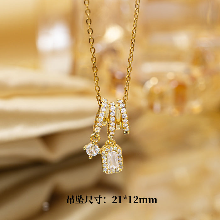 Wholesale Four-Leaf Clover Necklace Women' s Micro-Inlaid Gold Electroplated Pendant