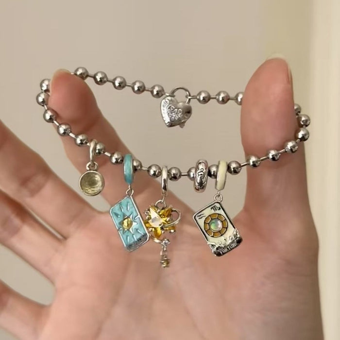 Wholesale Vintage vintage bracelet with a niche and unique design, exuding a sense of luxury and a touch of luxury