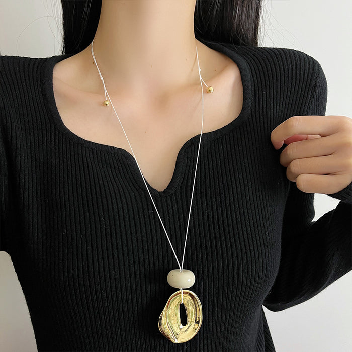 Wholesale Pendant necklace, light luxury, niche, high-end, long sweater chain accessory