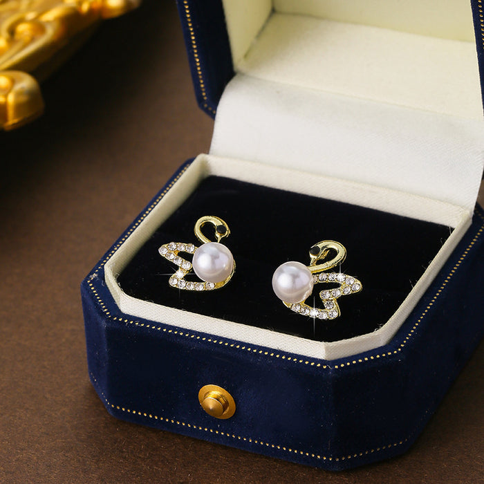 Wholesale Earstuds, light luxury, niche design, pearl swan studded with diamonds, versatile and compact accessories