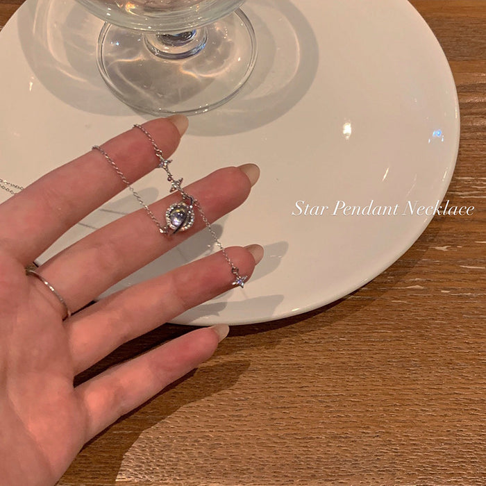 Wholesale Small niche design necklace, fashionable star, exquisite, light luxury, versatile, high-end feeling, collarbone chain