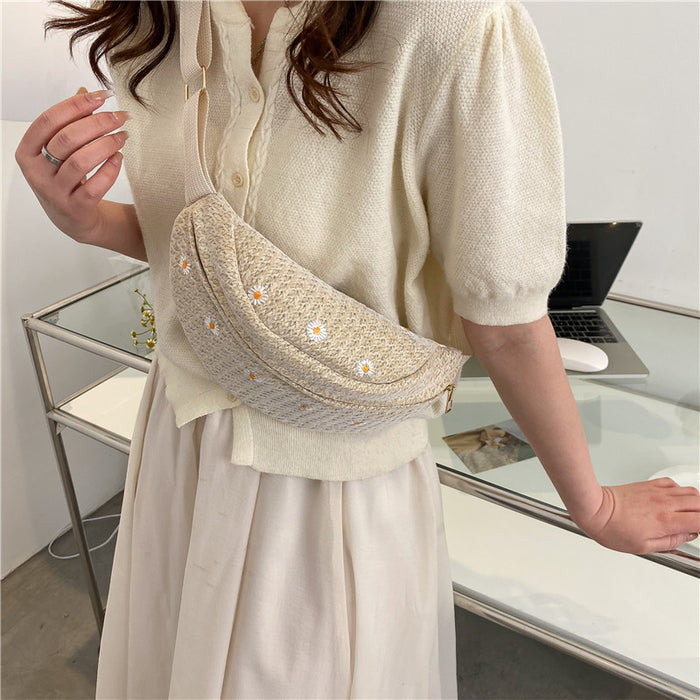 Wholesale Versatile Western style small bag, fashionable crossbody chest bag, popular waist bag