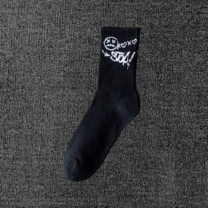 Wholesale men' s deont mid-calf socks black and white cotton socks women' s summer sports basketball socks