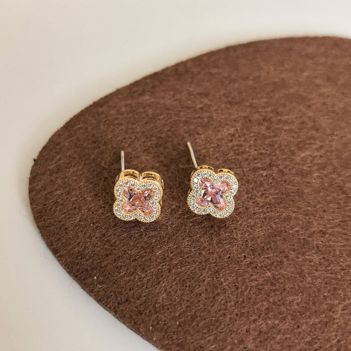 Wholesale Copper Inlaid Zircon Four-leaf Clover Ear Clip JDC-ES-HanJie002