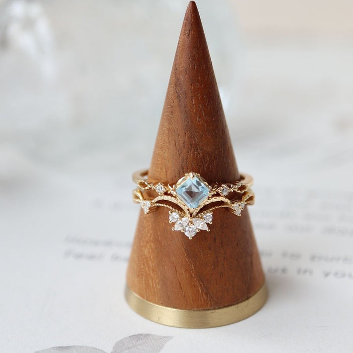 Wholesale Zircon flower bud ring, simple and versatile, layered ring set, light luxury ring