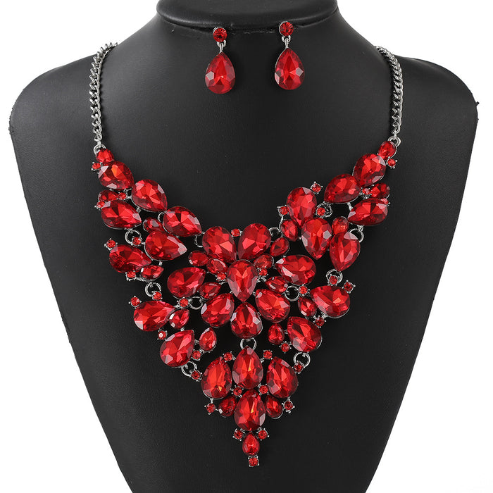 Wholesale Exaggerated retro necklace, earrings, jewelry set, luxurious gift clothing, collarbone chain