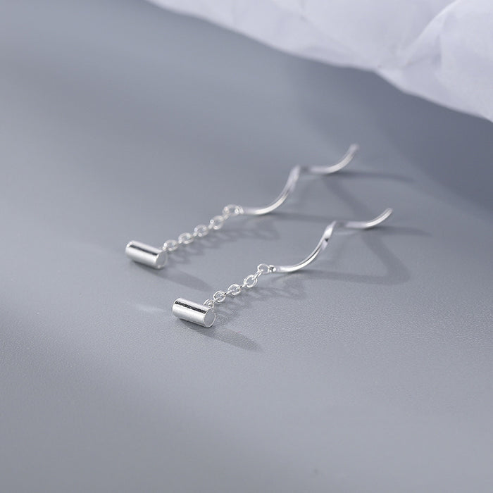 Wholesale Silver needle earrings with elegant style, light luxury earrings for women