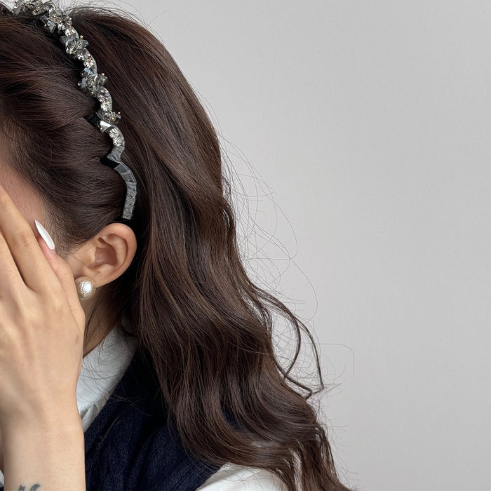 Wholesale Crystal toothed light luxury full diamond headband hair accessory with simple temperament retro versatile fine headband hair accessory