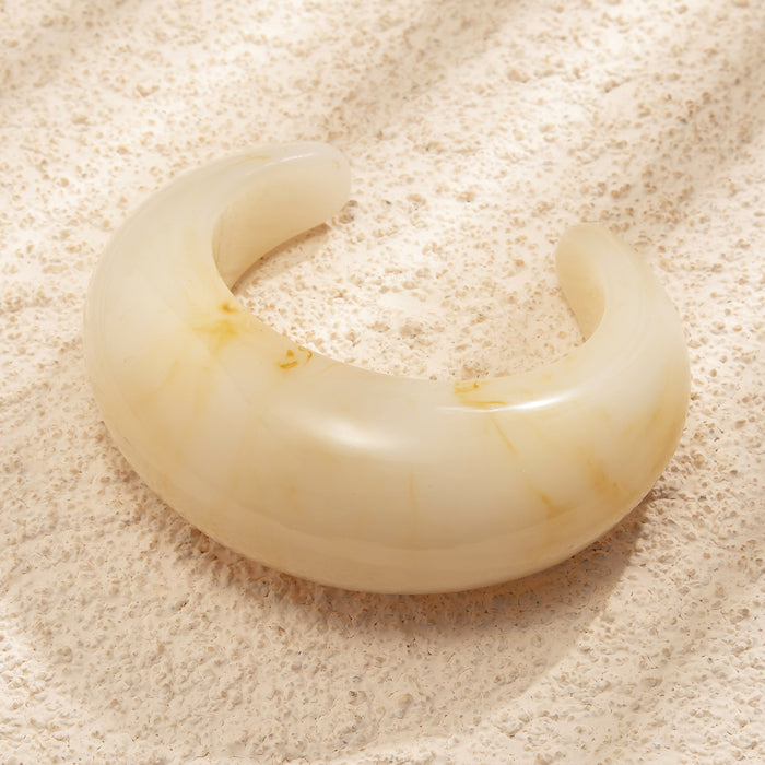 Wholesale Irregular Acrylic Bracelet with Fashionable Multi Color Curved Texture for Jewelry