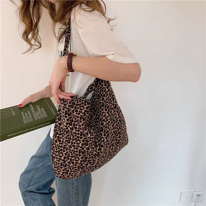 Wholesale Large capacity corduroy shoulder bag versatile shopping bag