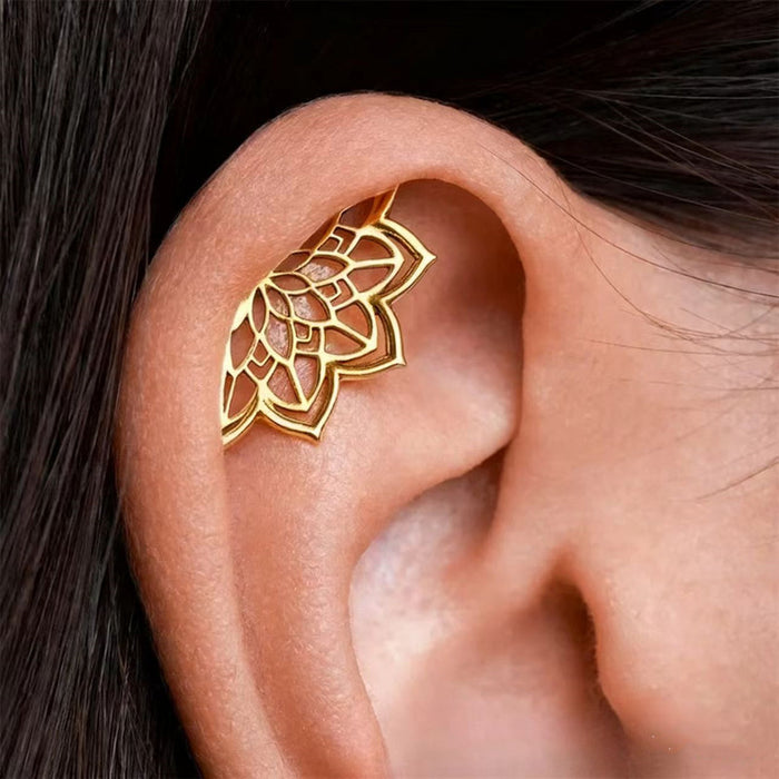 Wholesale Electroplated Gold Gothic Earrings Web Geometric Moon Shape