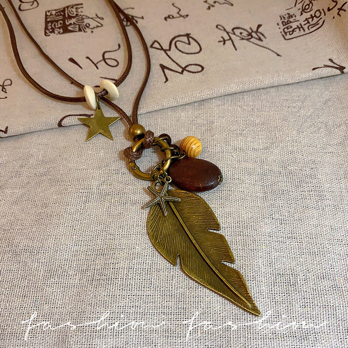 Wholesale Long feather necklace, women's layered sweater chain, neck chain accessory