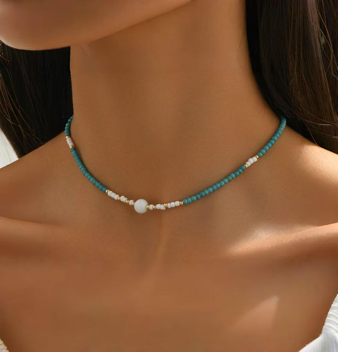 Wholesale Vintage rice bead necklace with simple temperament, beaded collarbone chain