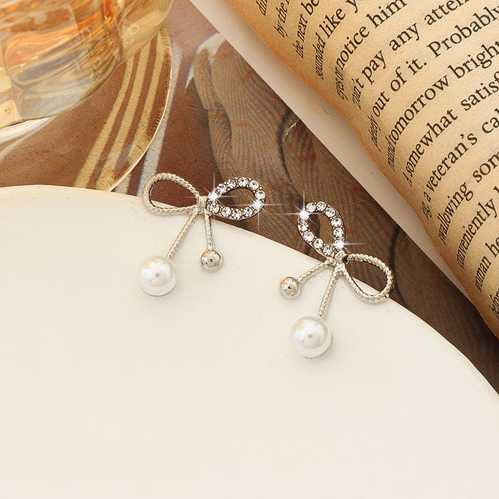 Wholesale Silver Needle Fashion Style Bow Inlaid Diamond Earrings Personalized Design Earrings