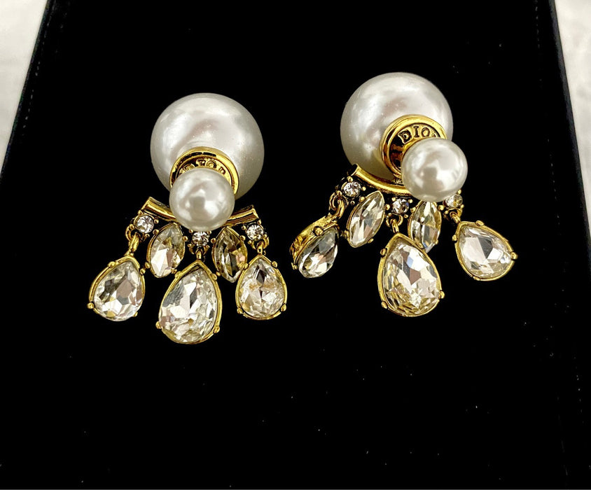 Wholesale retro double D pearl earrings High sense small fragrant wind earrings female temperament niche double D