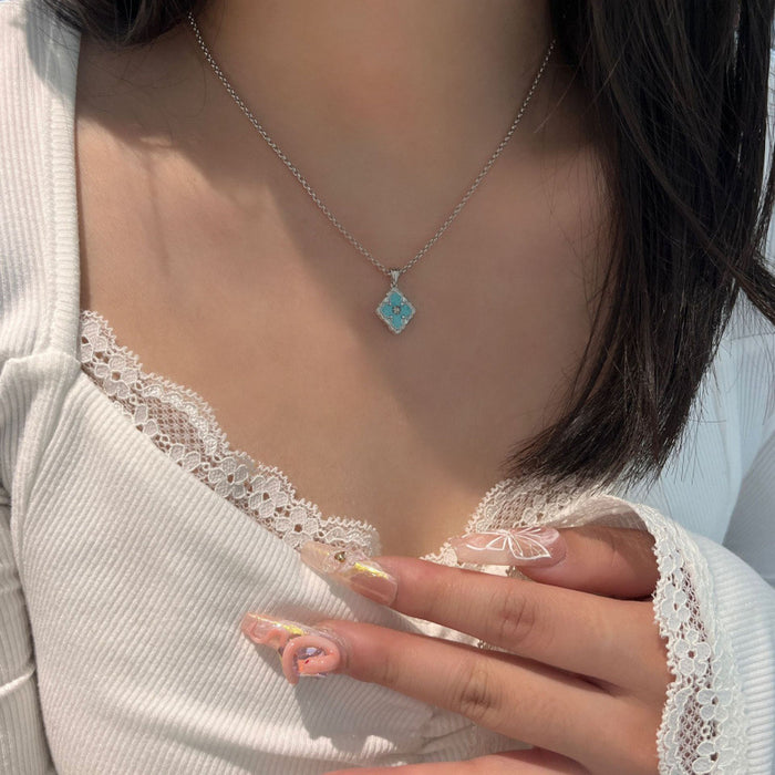 Wholesale Women's Color Four-Leaf Clover Necklace Earrings Bracelet set