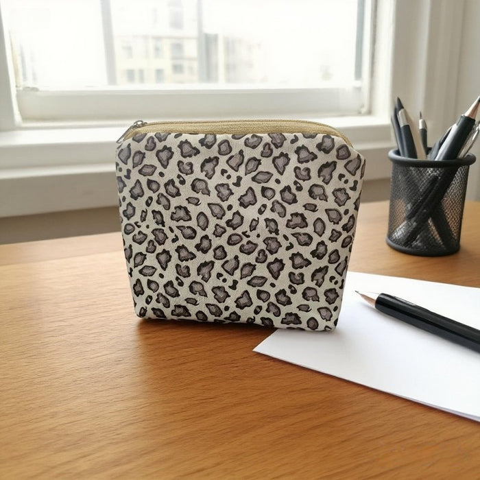 Wholesale Leopard print coin bag portable cosmetic bag lipstick coin storage canvas bag zipper coin bag