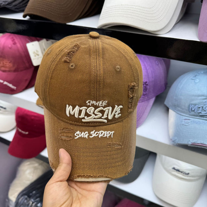 Wholesale New letter embroidered perforated baseball cap, fashionable and versatile for travel