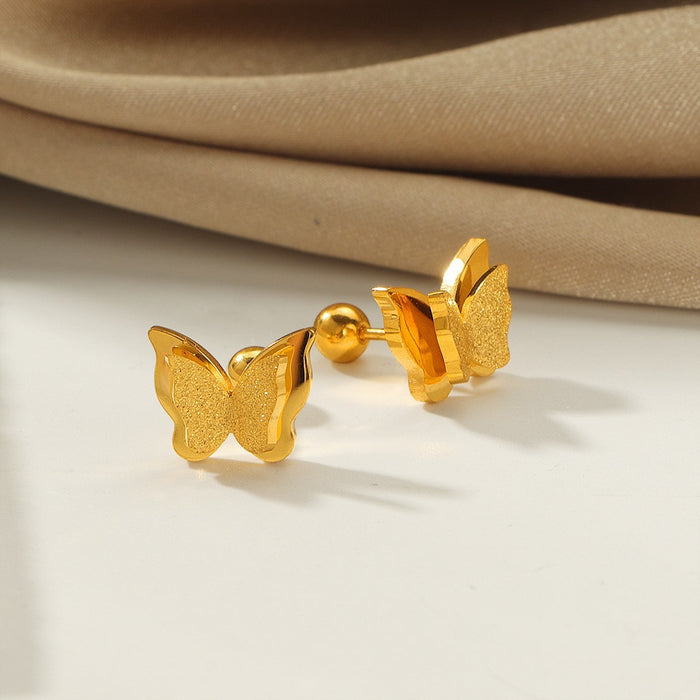 Wholesale  Anti-loss heart-shaped earrings  colorfast   small and exquisite titanium steel earrings