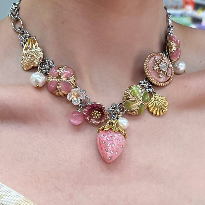Wholesale Punk Style Strawberry Pendant choker necklace