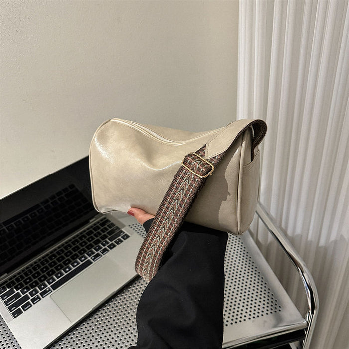 Wholesale Texture broadband fashionable retro shoulder bag and stylish crossbody bag