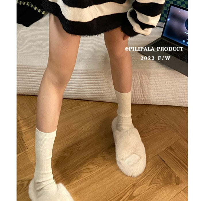 Wholesale Durable, minimalist, pile up mid length socks