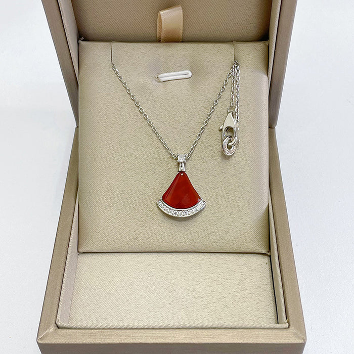 Wholesale Fan-shaped Small Skirt Necklace Women's Jewelry White Bei Agate All-match Collar Chain Woolen Chain Women's First Jewelry