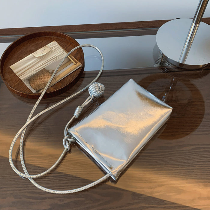 Wholesale Fashionable and personalized small bag, simple single shoulder crossbody bag