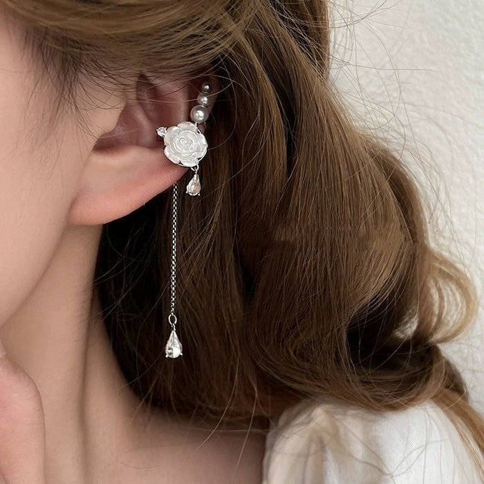 Wholesale Rose asymmetrical ear clip with a niche temperament and no ear hole earrings