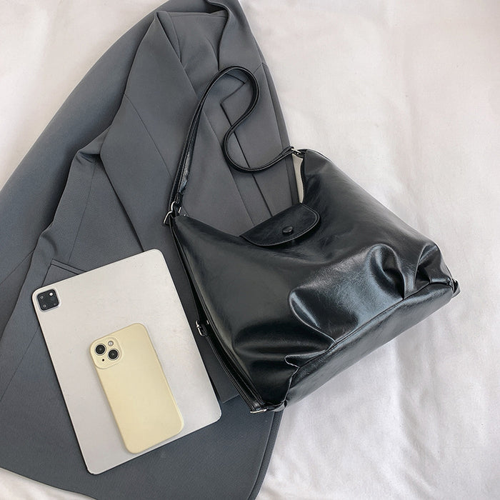 Wholesale Small niche tote bag, retro backpack, large capacity single shoulder backpack