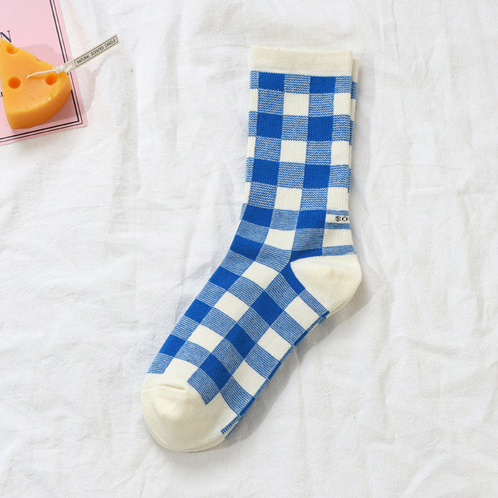 Wholesale British plaid socks, mid length socks, cotton socks, blue plaid sports socks, fashionable socks