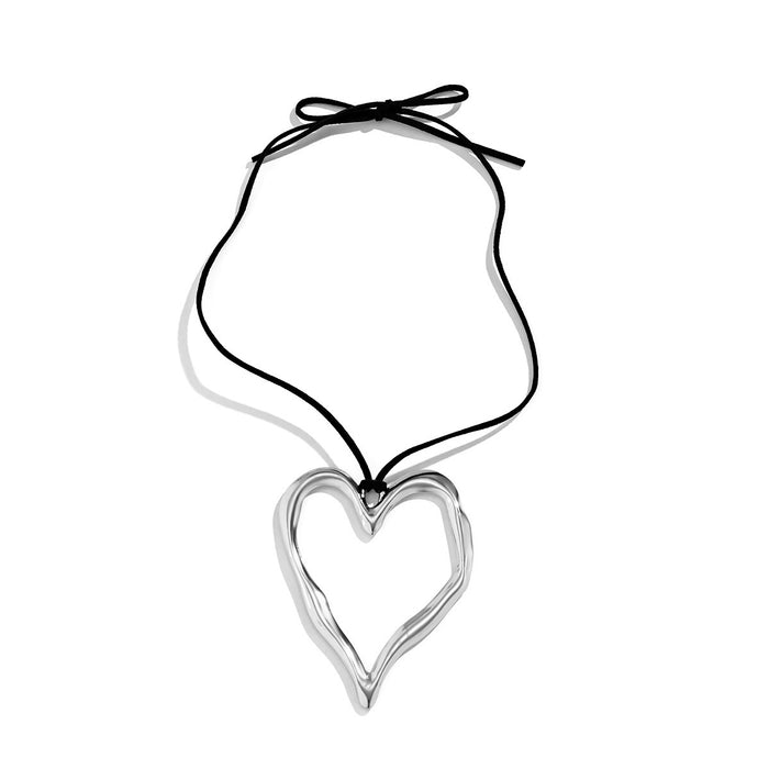 Wholesale Exaggerated Big Heart Fashion Sweater Chain JDC-NE-Gute001