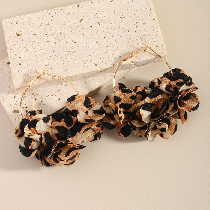 Wholesale Leopard print round petal earrings earrings earrings, retro high-end earrings