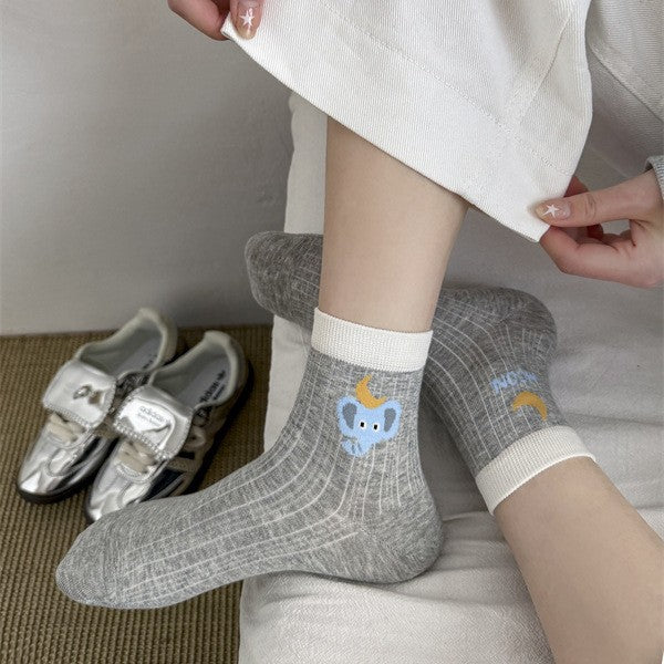 Wholesale Thin, short tube cartoon socks, low cut cotton socks, mid tube socks, color blocked socks