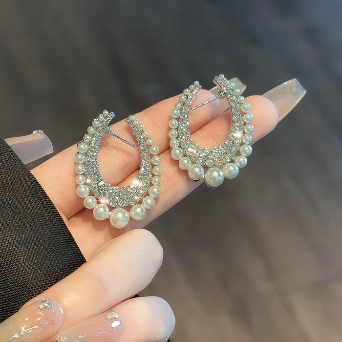 Wholesale Fashionable exaggerated geometric diamond studded large earrings, personalized and trendy ear accessories