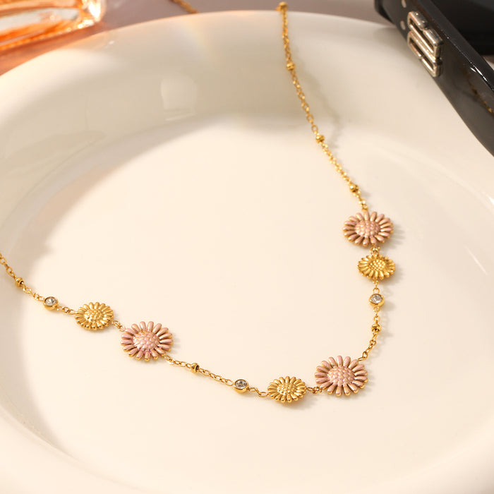 Wholesale Retro style stainless steel sunflower necklace light luxury high-end niche fashion design jewelry