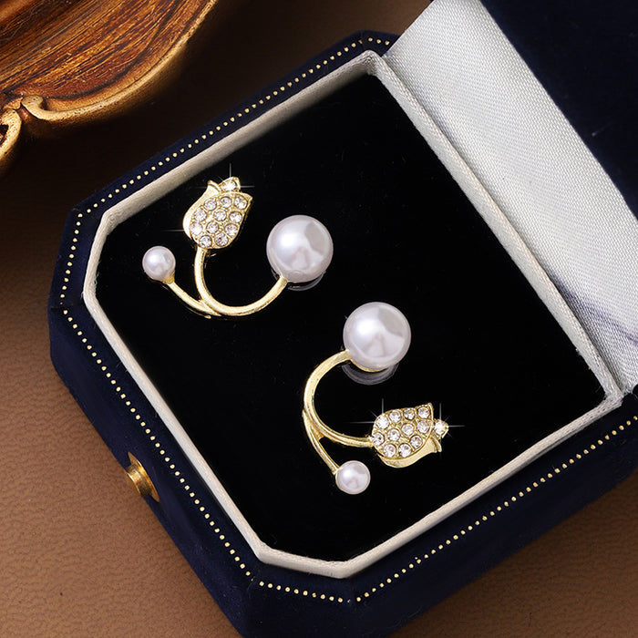Wholesale A pair of diamond studded pearl tulip earrings with a simple and versatile personality, fashionable earrings and accessories