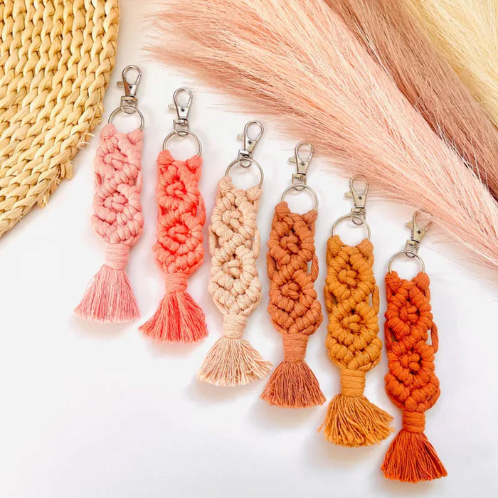 Wholesale Hand-woven bag pendant cotton rope tassel keychain Bohemian retro pendant key ring