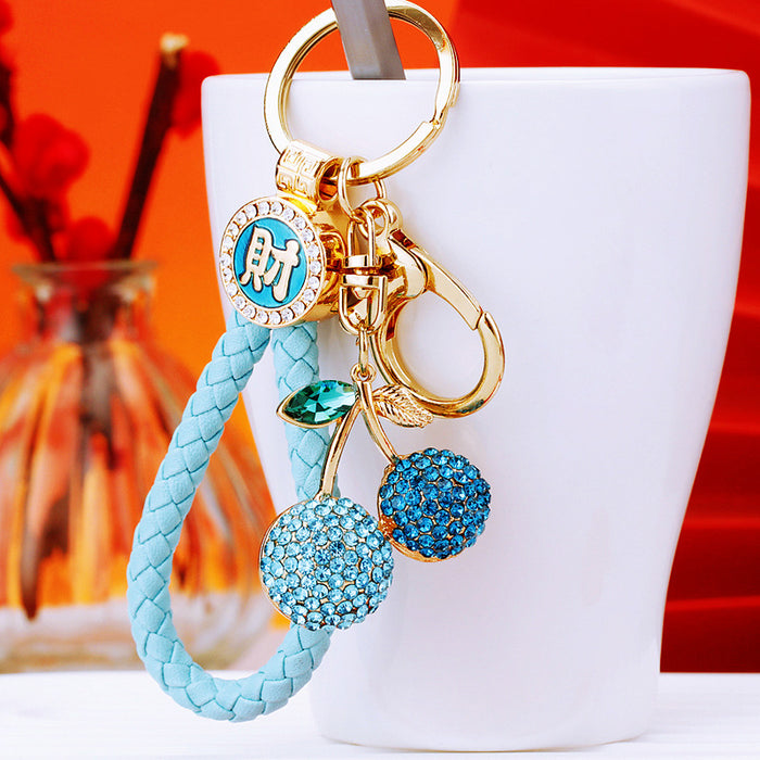 Wholesale Diamond studded car keychain pendant, metal keychain ring, cute and creative