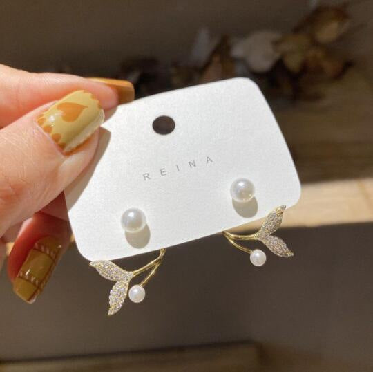 Wholesale Elegant Pearl Stud Earrings