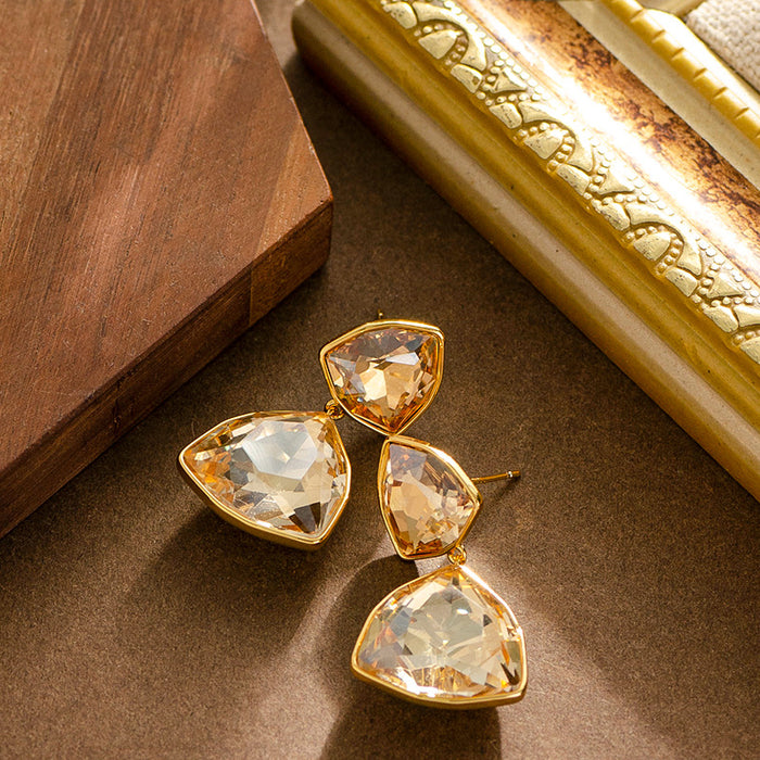 Wholesale Fashionable geometric triangle zircon earrings with high-end feel, light luxury silver needle earrings